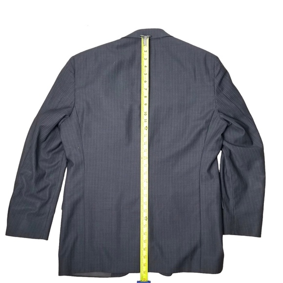 Hart Schaffner Marx - 40R 36X29 Mens 2 Piece Suit - Gray/Muted Chalk Stripe - Picture 12 of 16